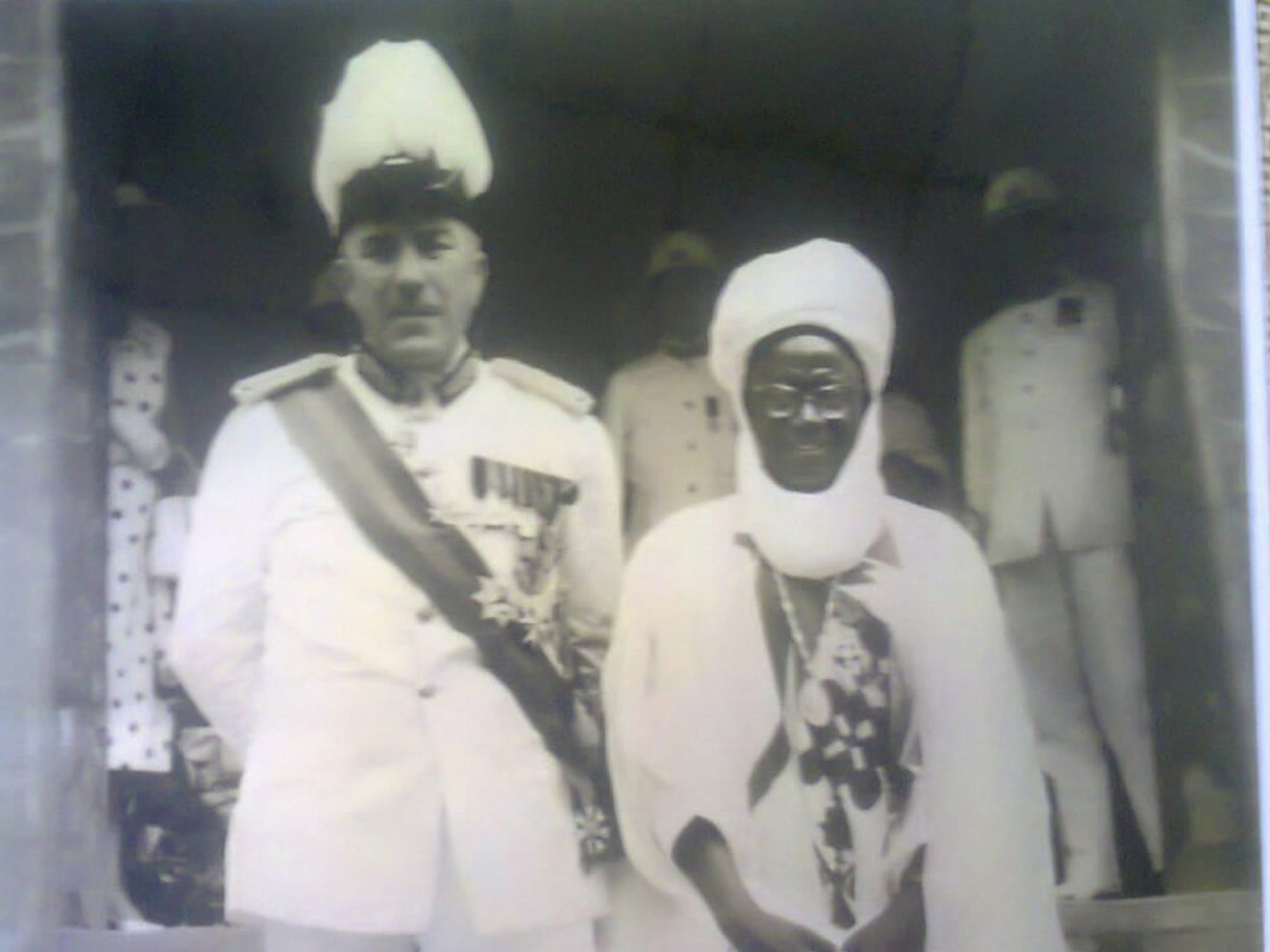 hrh-suleiman-barau-8th-emir-of-abuja-with-sir-john-robertson-1024x768-1-scaled